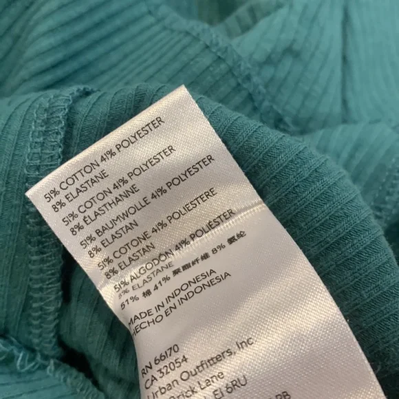 Ribbed Turquoise Top - Picture 7 of 7